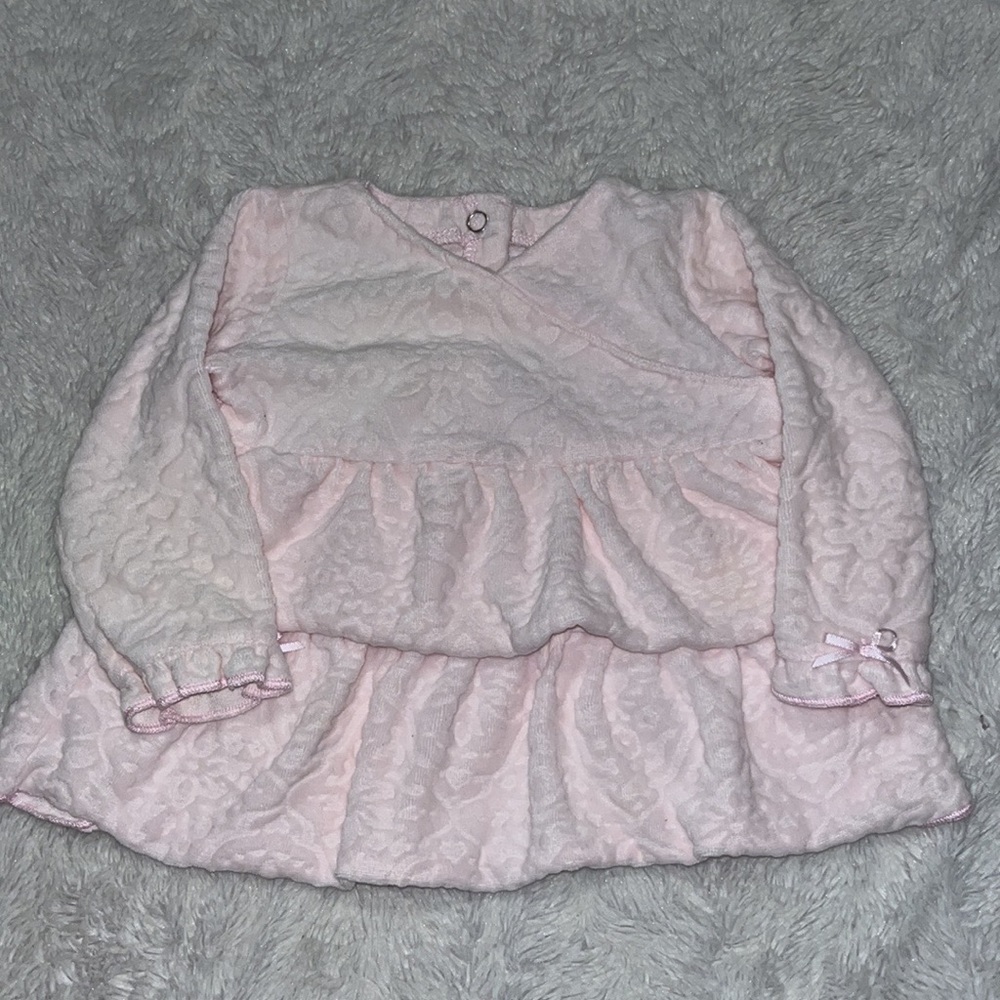 (3 for $10) piper&poise 6 month baby girl 6 month light pink top